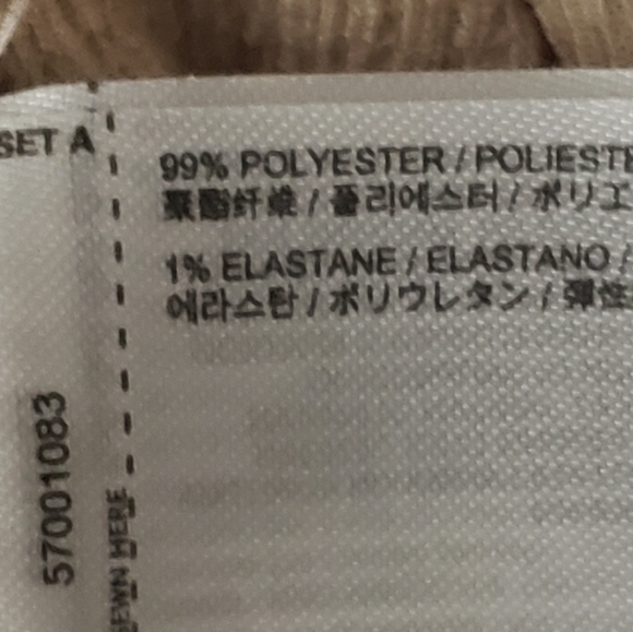 Textured Ruffled  Dress - Picture 5 of 5